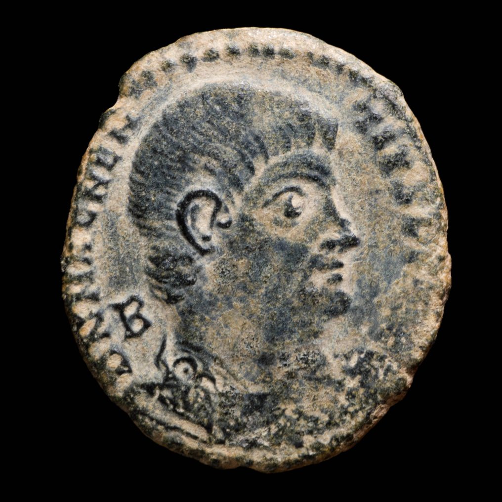 Римская империя. Магненций (350–353 гг. н.э.). Centenionalis Roma - VICTORIAE DD NN AVG ET CAES (без резервной цены) #1.1