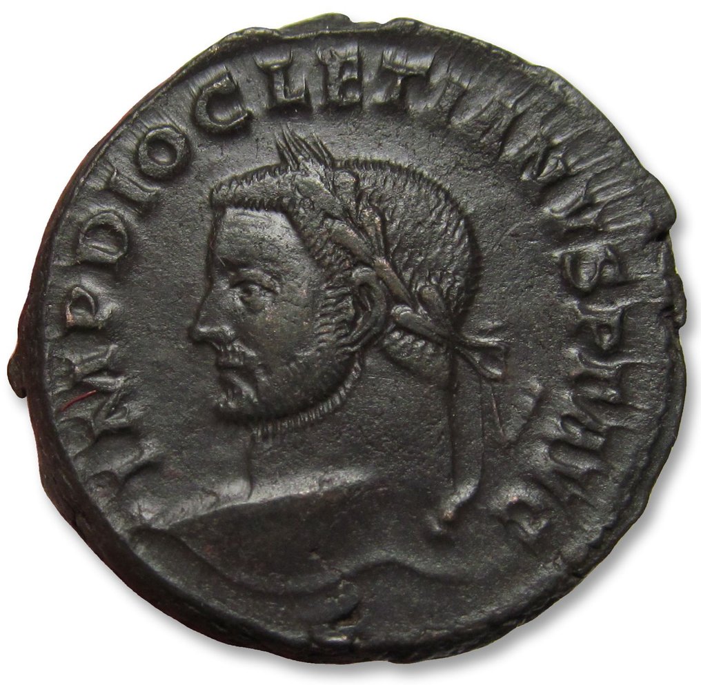 Римская империя. Диоклетиан (284-305 гг. н. э.). Follis Treveri (Трир) около 296-297 гг. н. э. - знак монетного двора TR, с B - Γ на полях - большая монета 26 мм #1.1