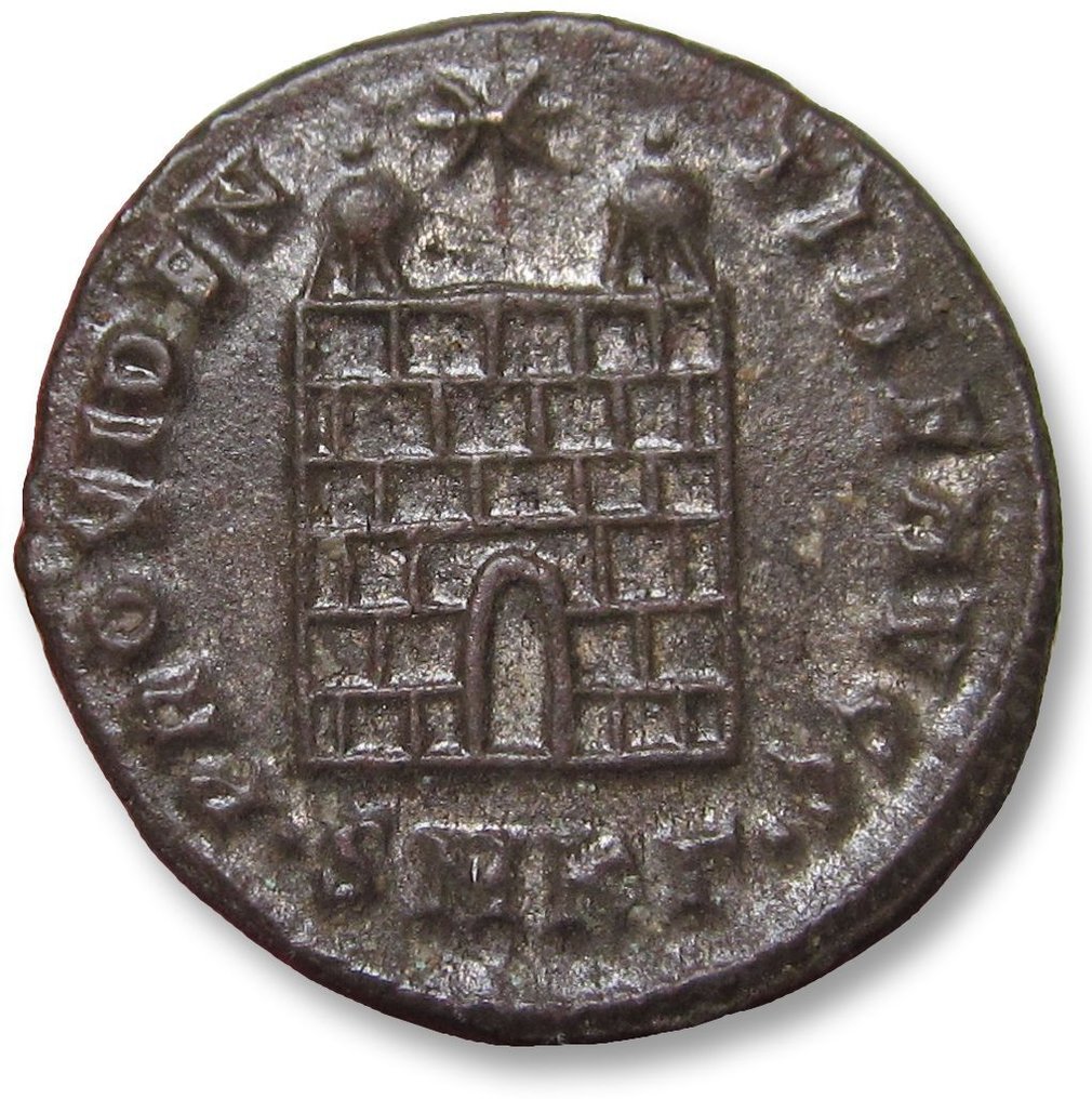 Римская империя. Константин I (306–337 гг. н. э.). Follis Cyzicus mint, 3rd officina 326-327 гг. н. э. — знак монетного двора •SMKΓ• – Ex CNG 2011 #1.1