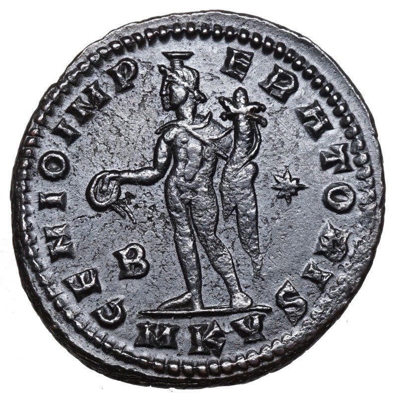 Римская империя. Галерий (305–311 гг. н. э.). Follis Cyzicus, GENIUS hält Patera (без резервной цены) #1.1