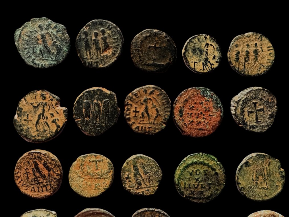 Римская империя. Лот Æ4 из 20 фоллисов x Æ4 (4/5 вв. н.э.) (без резервной цены) #3.2
