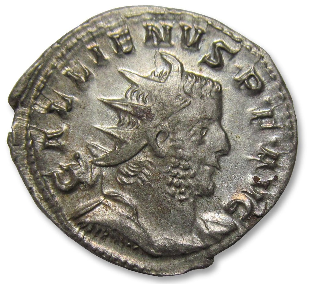 Римская империя. Галлиен (253–268 гг. н.э.). Antoninianus Colonia Agrippinensis (Кёльн) мята 257-259 гг. н.э. — VIRTVS AVGG — #1.1