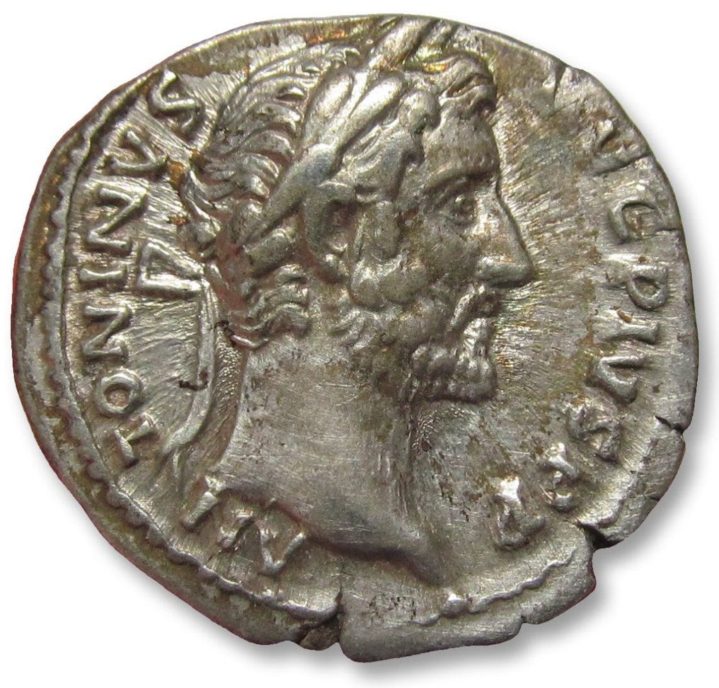 Римская империя. Антонин Пий (138–161 гг. н.э.). Денарий, монетный двор Рима, около 145–147 гг. н.э. – сильный портрет – COS IIII, реверс Pax или Felicitas – № 1.1