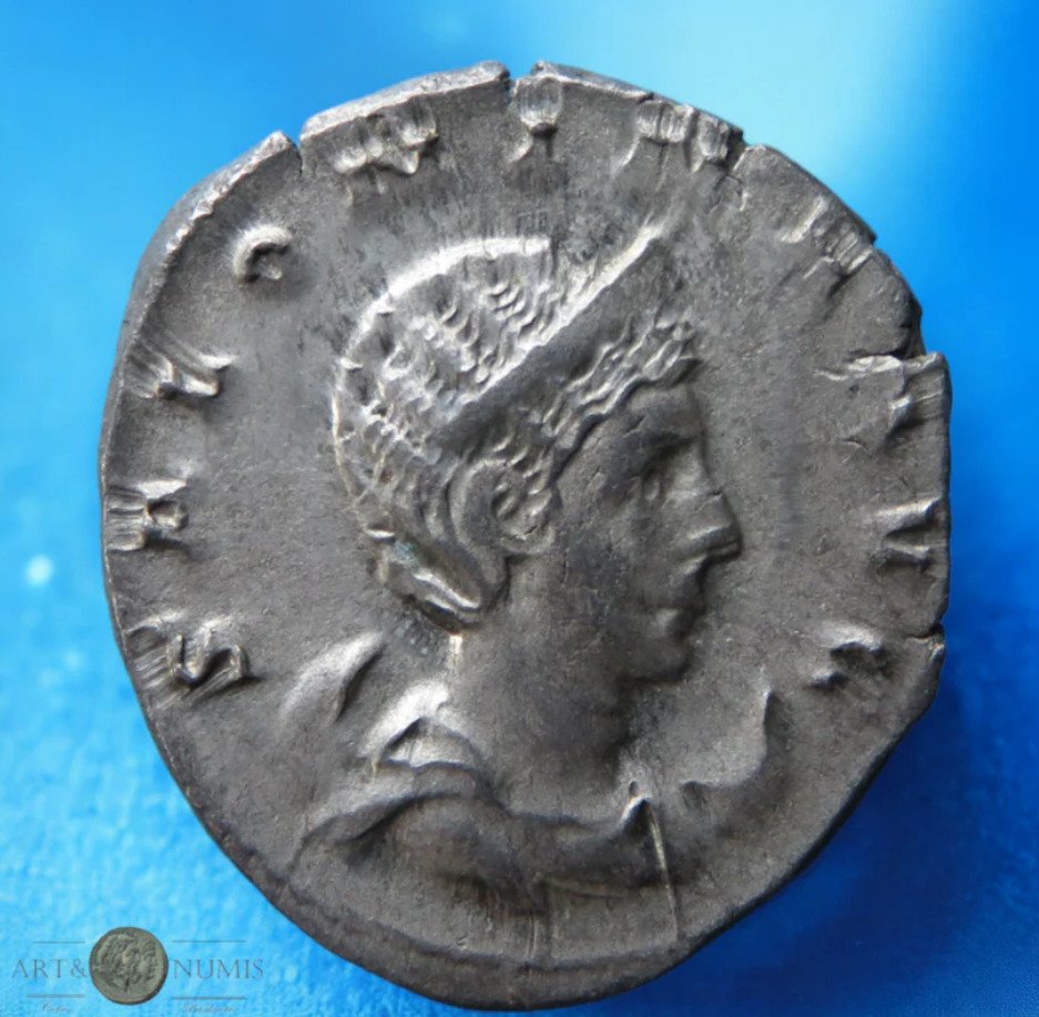Римская империя. Салонина (Августа, 254-268 гг. н. э.). Антониниан (без резервной цены) № 1.1