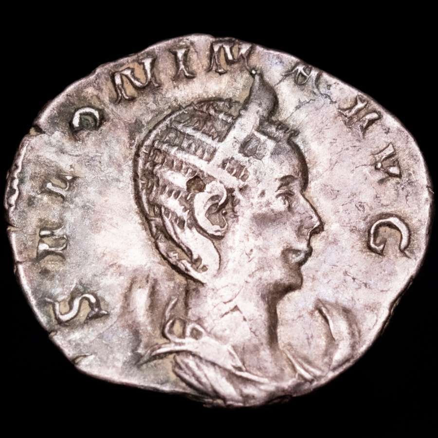 Римская империя. Салонина (Августа, 254–268 гг. н.э.). Антониниан. Отчеканено в Лугдунуме, 257–258 гг. н.э.  FELICITAS PVBLICA (без резервной цены) #1.1