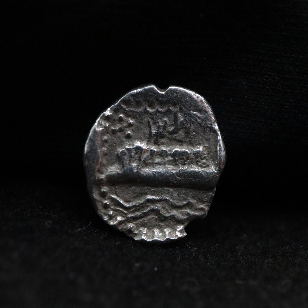 Финикия. Редкий: Баал-Арвад из Арадоса. 1/16 шекеля 380–351/0 до н.э. (без резервной цены) #1.1