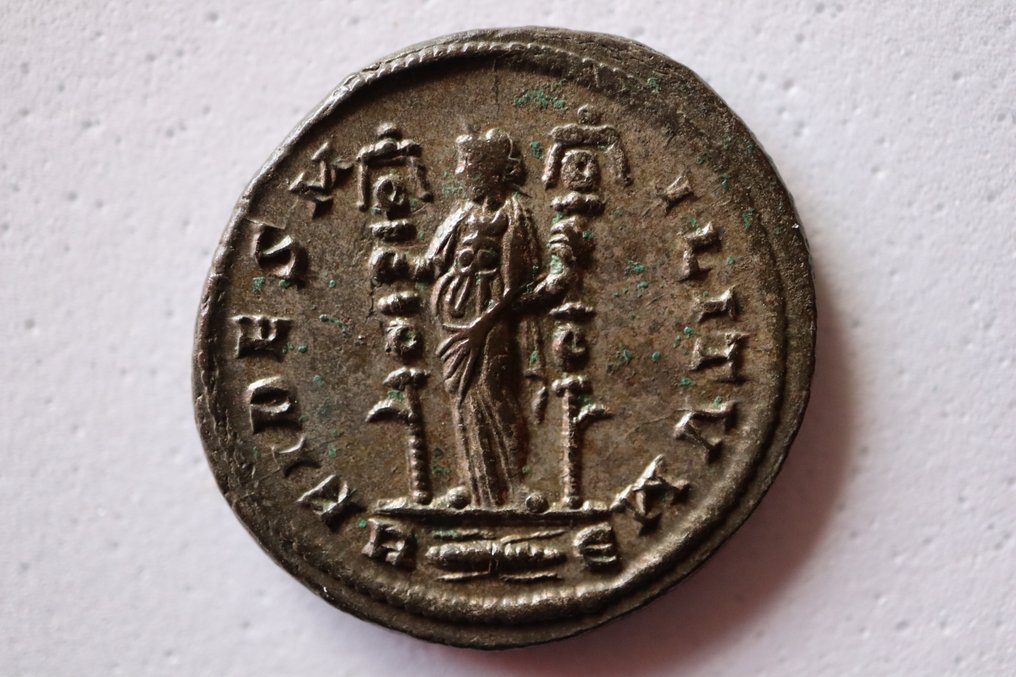 Римская империя. Проб (276–282 гг. н.э.). Антонинианус Рома - FIDES MILITVM (без резервной цены) # 1.1