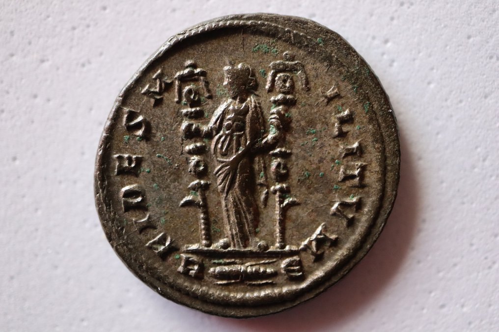 Римская империя. Проб (276–282 гг. н.э.). Антонинианус Рома - FIDES MILITVM (без резервной цены) # 2.2