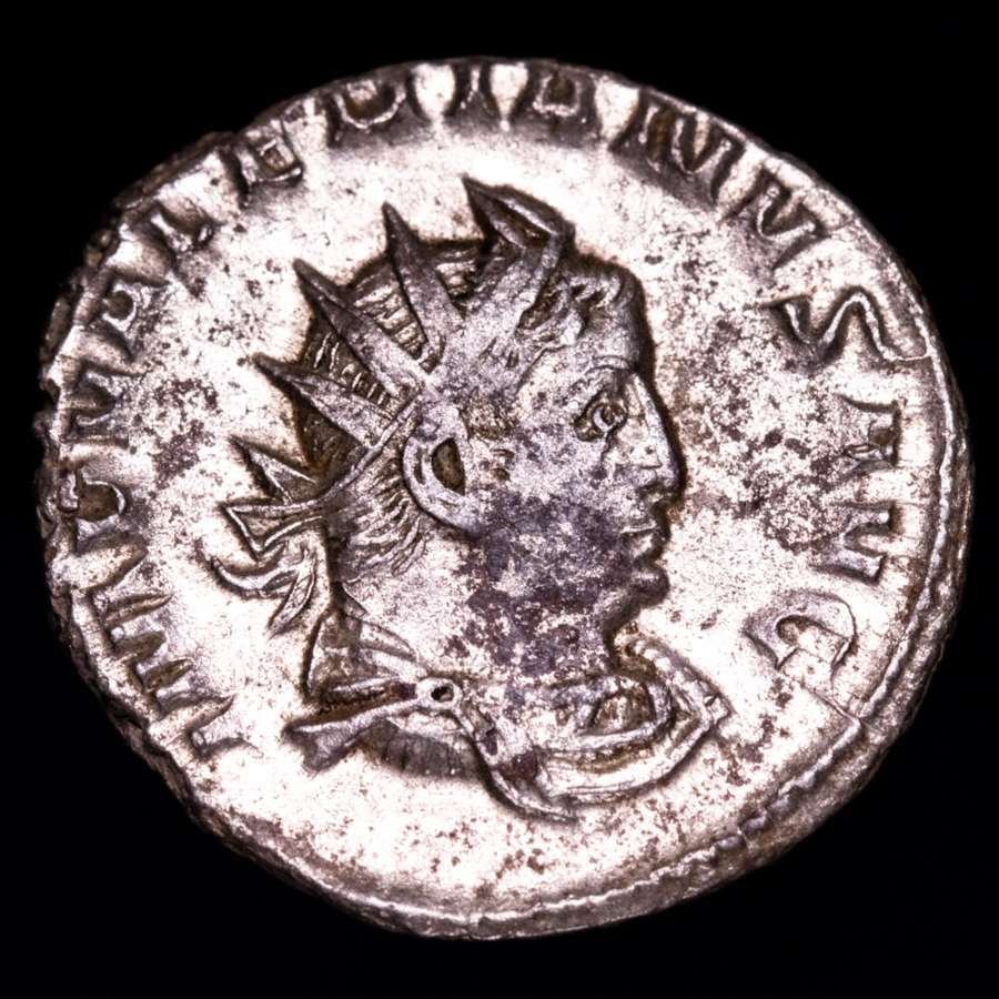 Римская империя. Валериан I (253–260 гг. н.э.). Монетный двор Antoninianus Mediolanum, около 258 г. н. э. SECVRIT PERPET (без резервной цены) № 1.1