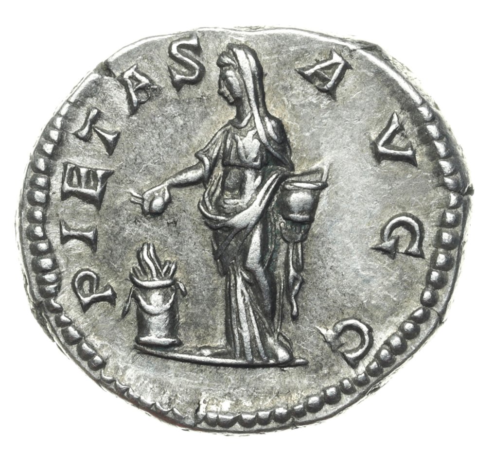 Римская империя. Юлия Домна (Августа, 193-217 гг. н.э.). Денарий (Пьетас). Римский монетный двор 196-211 гг. н. э. / RIC 572 (без резервной цены) № 1.1