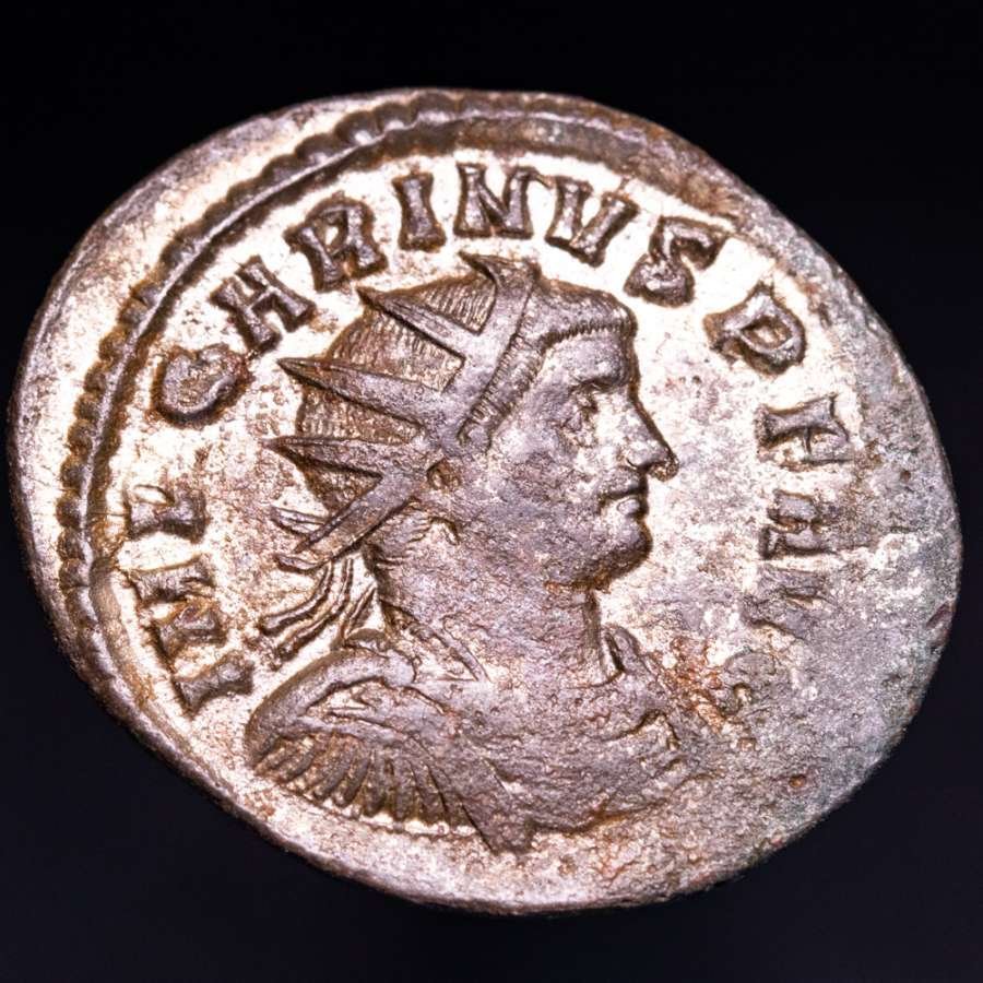 Римская империя. Карин (283–285 гг. н.э.). Посеребренный Антониниан, отчеканенный в Тицине, 283 г. н. э. FELICIT PVBLICA (без резервной цены) № 1.1.